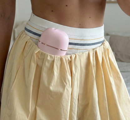 VelvetComb™ Wireless Mini Straightening Comb